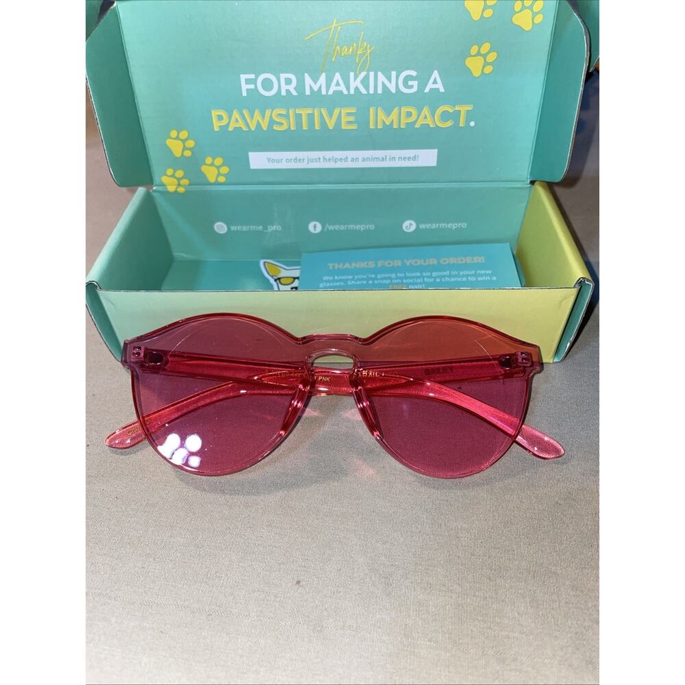 Wear Me Pro Bailey 1049 Transparent Crystal Pink Round Sunglasses New In Box